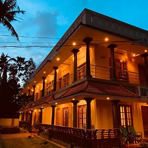  Aparthotel Surendram India